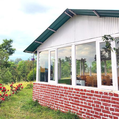 Hipostel Bir Albergue Pālampur Exterior foto